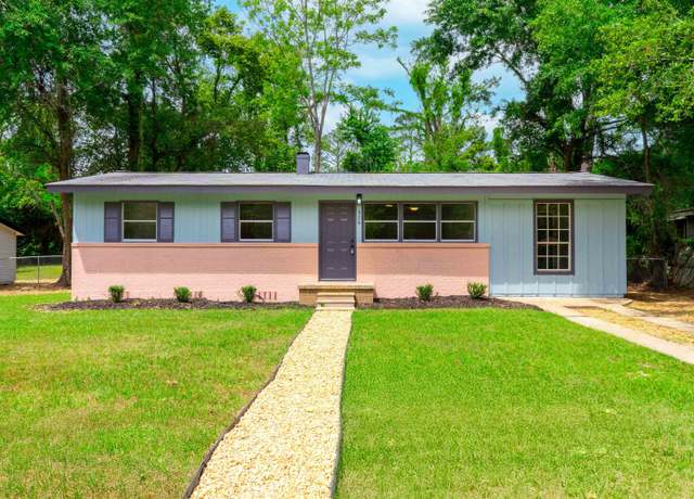 Property at 326 Meadowbrook Ln, Tallahassee, FL 32304, 4 beds, 2 baths