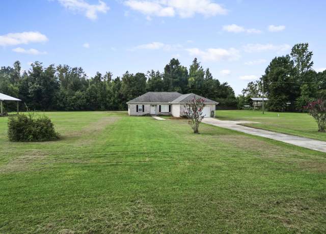 Property at 19087 SW Barfield Rd, Blountstown, FL 32424, 3 beds, 2 baths