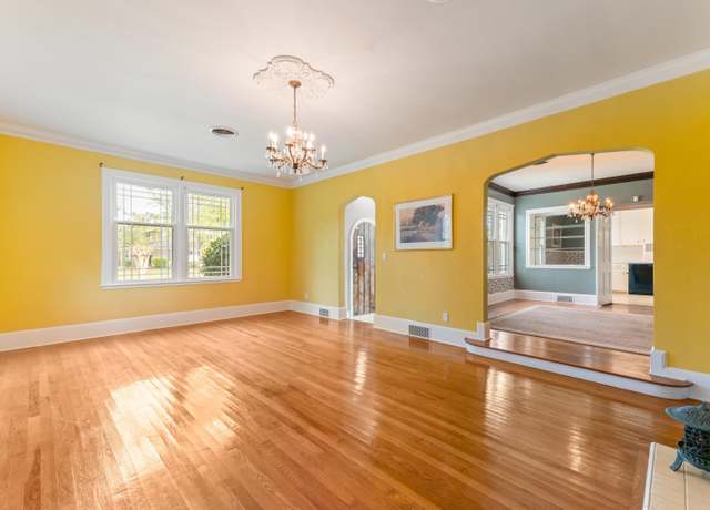 Property at 522 N 11th St, Quincy, FL 32351, 3 beds, 3.5 baths