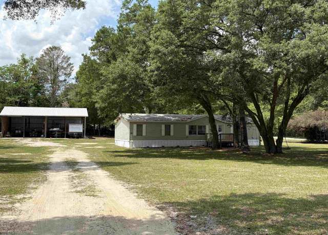 Property at 26 Greenlea Cir, Crawfordville, FL 32327, 3 beds, 2 baths