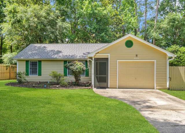 Property at 8204 Chickasaw Trl, Tallahassee, FL 32312, 3 beds, 2 baths