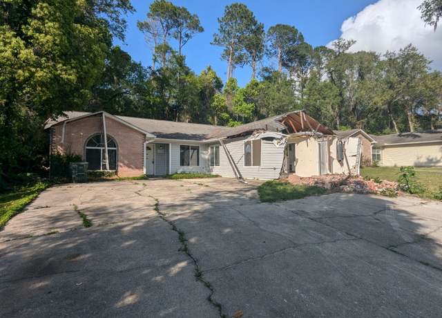 Property at 2218 Amelia Cir, Tallahassee, FL 32304, 5 beds, 2 baths