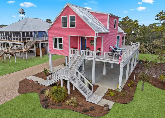Property at 1372 Chip Morrison Dr, Alligator Point, FL 32346, 4 beds, 3.5 baths