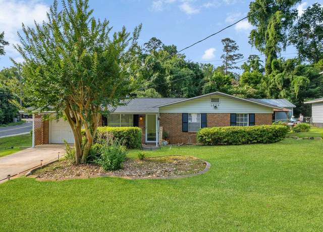 Property at 1809 Quince Dr, Tallahassee, FL 32308, 4 beds, 3 baths