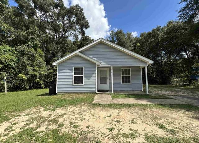 Property at 1436 Balboa St, Tallahassee, FL 32301, 3 beds, 2 baths