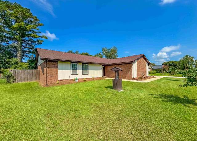 Property at 2300 Clara Kee Blvd, Tallahassee, FL 32303, 3 beds, 2 baths