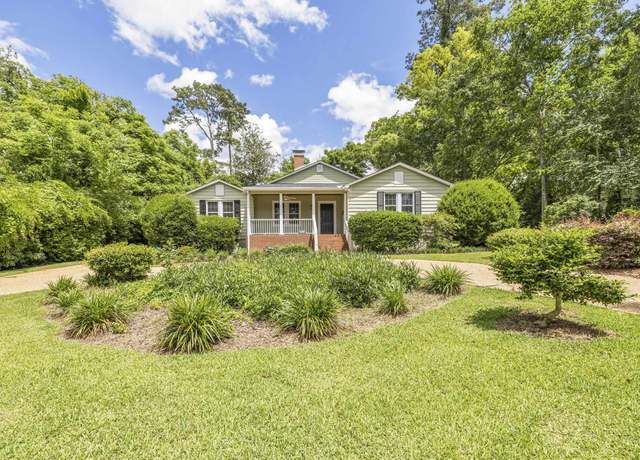 Property at 1519 Marion Ave, Tallahassee, FL 32303, 3 beds, 2.5 baths
