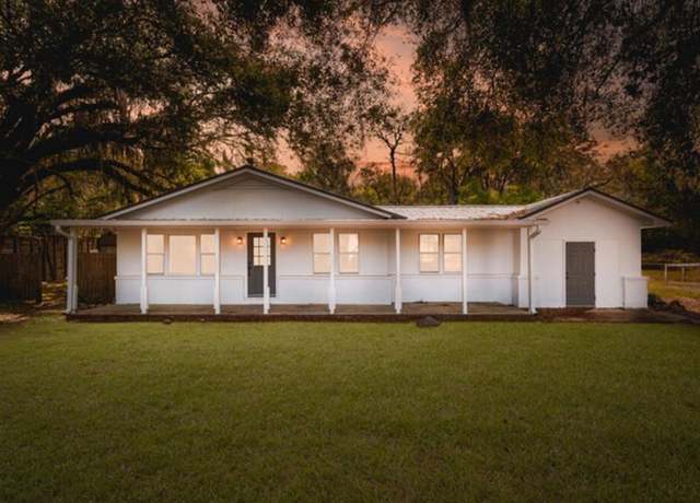 Property at 181 E Center St, Perry, FL 32348, 4 beds, 3 baths