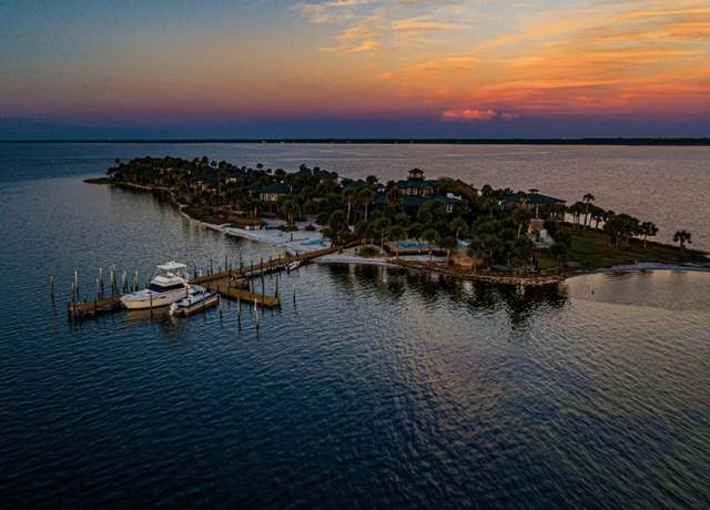 Property at Black's Island 1 Story Beach Bungalow, Port St Joe, FL, 2 beds, 2 baths