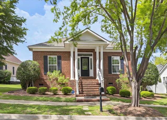 Property at 2128 Drayton Dr, Tallahassee, FL 32311, 4 beds, 3 baths