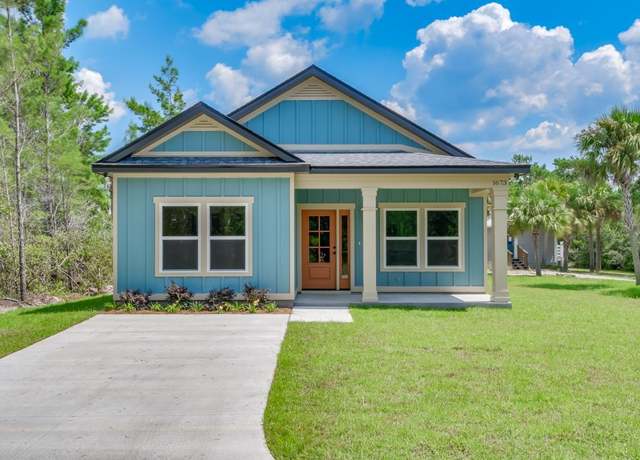 Property at 1673 Landing St, Carrabelle, FL 32322, 3 beds, 2 baths