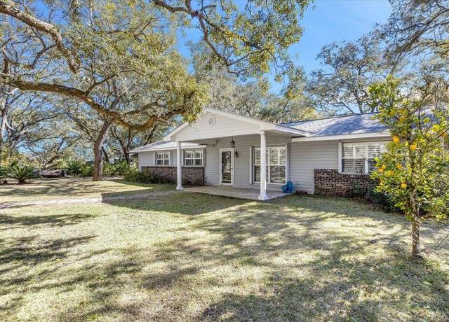 Property at 2239 Surf Rd, Panacea, FL 32346, 3 beds, 2 baths