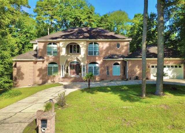 Property at 10 Yvonne Ct, Havana, FL 32333, 5 beds, 3.5 baths