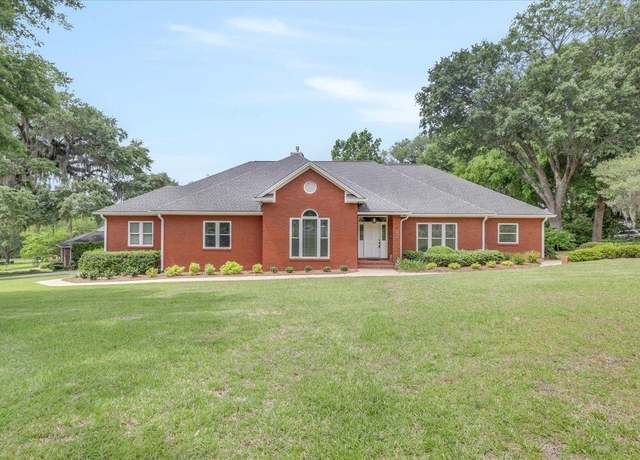 Property at 3684 Letitia Ln, Tallahassee, FL 32312, 3 beds, 2.5 baths