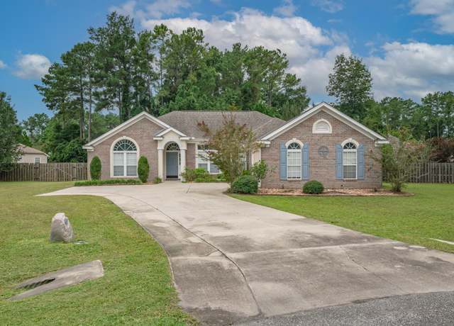Property at 2 Magpie Trl, Crawfordville, FL 32327, 4 beds, 2 baths