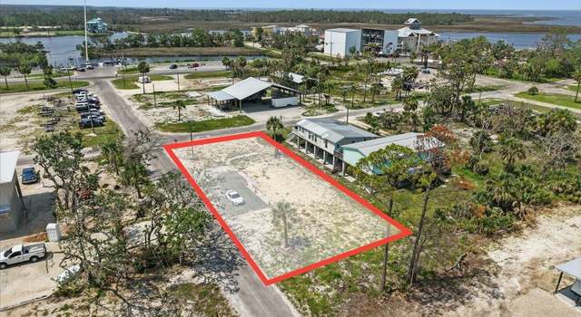 Photo of 9 NE First St, Steinhatchee, FL 32359