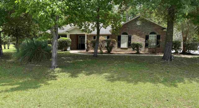Photo of 106 Parkside Cir, Crawfordville, FL 32327