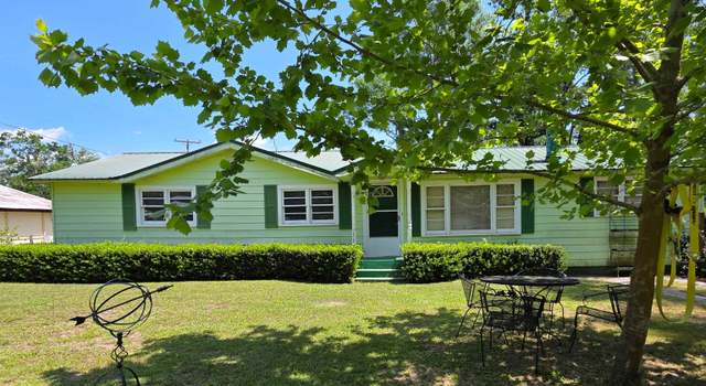 Photo of 423 NE Empress Tree Ave, Pinetta (madison County), FL 32350