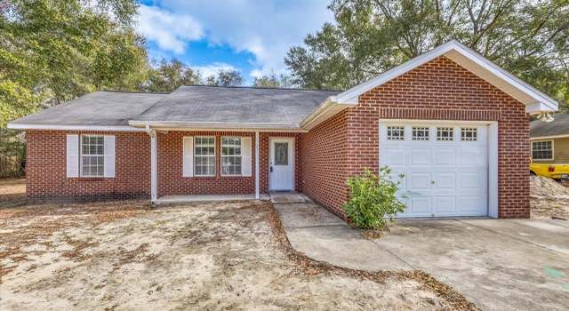 Photo of 251 Sand Pine Dr, Midway, FL 32343