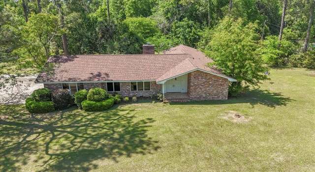 Photo of 823 Salter Rd, Quincy, FL 32352