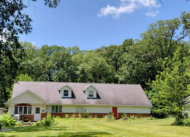 Property at 14610 Colfax Pl, Crown Point, IN 46307, 6 beds, 3 baths