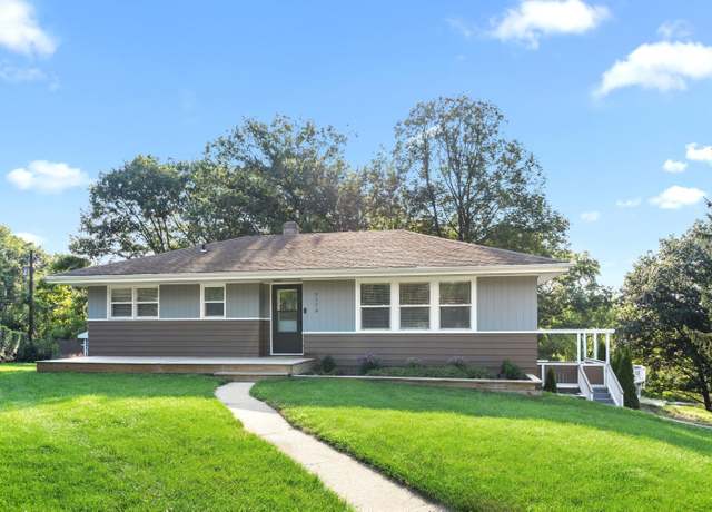 Property at 9176 W Springhill Dr, St. John, IN 46373, 3 beds, 2 baths