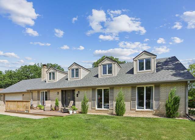Property at 731 Schilling Dr, Dyer, IN 46311, 3 beds, 2.5 baths