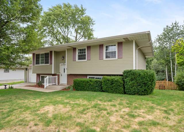 Property at 7469 Wilson Pl, Merrillville, IN 46410, 4 beds, 2 baths