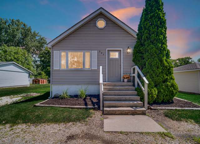 Property at 337 N Dearborn St, Hobart, IN 46342, 3 beds, 1 bath