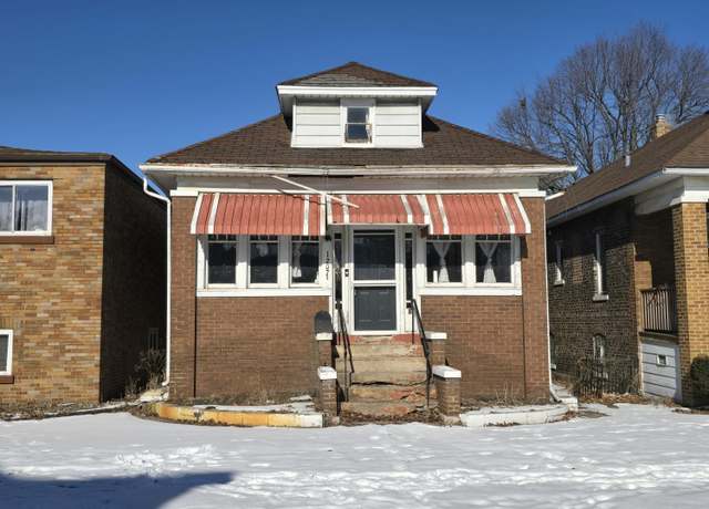 Property at 1207 Lakeview Ave, Whiting, IN 46394, 2 beds, 1 bath