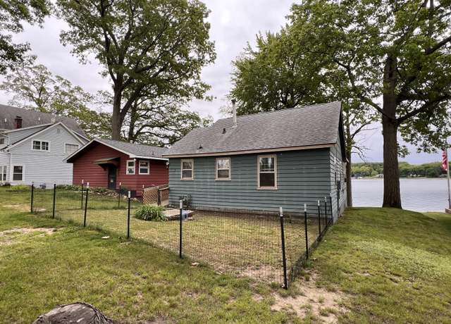 Property at 334 Grayson Rd, La Porte, IN 46350, 2 beds, 1 bath