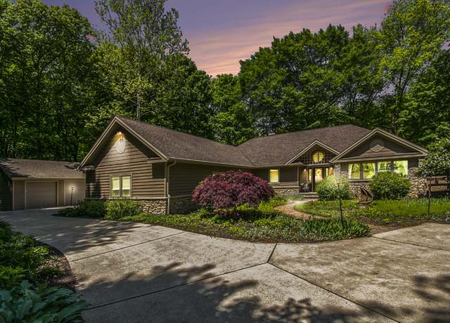 Property at 6989 W 300 N, La Porte, IN 46350, 4 beds, 3 baths