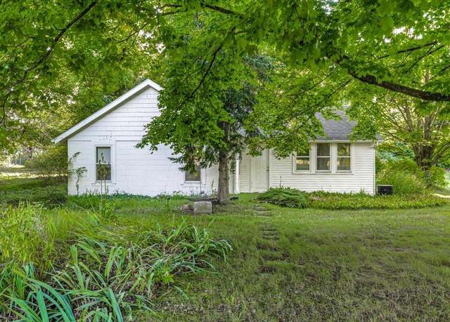 Property at 10406 N 300 E, La Porte, IN 46350, 2 beds, 1 bath