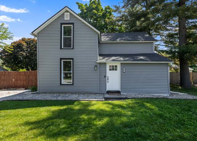 Property at 301 S Rose Ave, Kouts, IN 46347, 3 beds, 1 bath