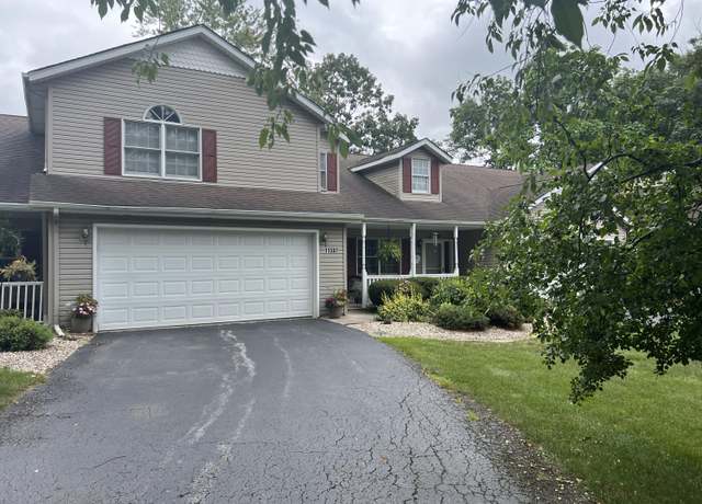 Property at 11307 Kelly Dr, St. John, IN 46373, 2 beds, 2.5 baths