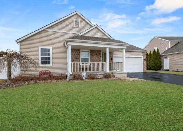 Property at 13671 Empress Ln, Dyer, IN 46311, 3 beds, 2 baths