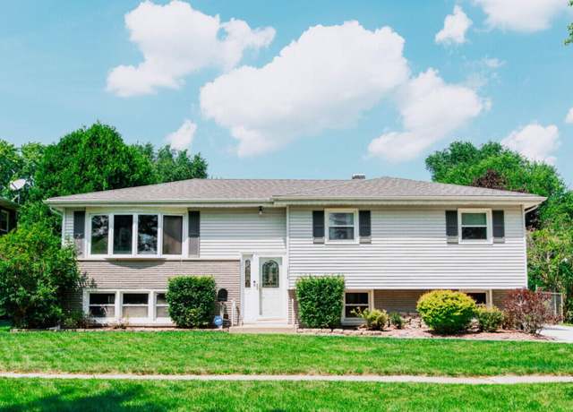 Property at 1230 W 10th Pl, Hobart, IN 46342, 4 beds, 2 baths