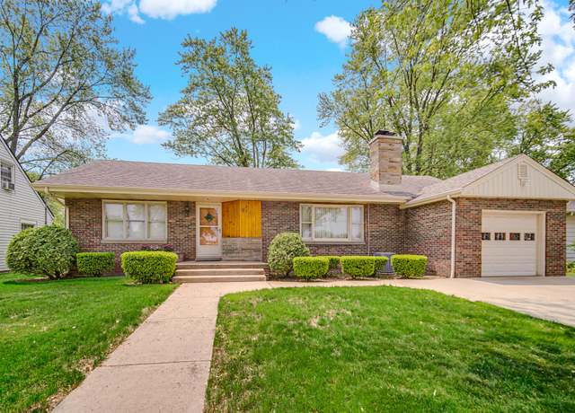 Property at 611 W Porter Ave, Chesterton, IN 46304, 3 beds, 1 bath