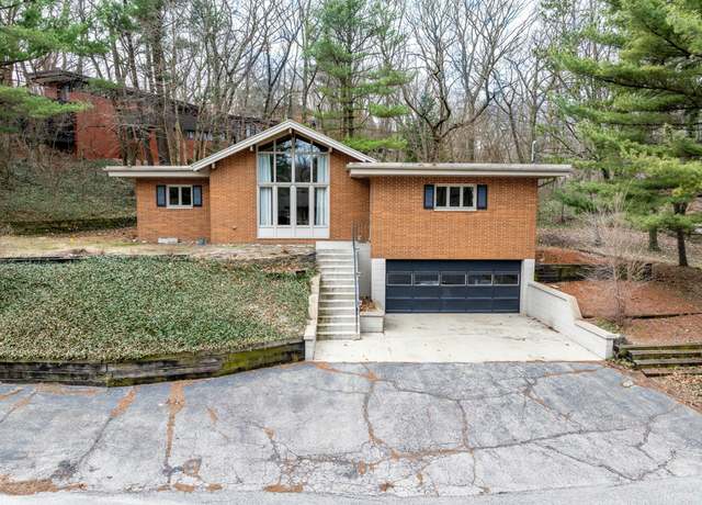 Property at 2 Cedar Ct, Portage, IN 46368, 3 beds, 3 baths