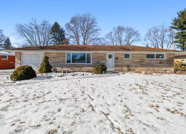 Property at 3032 Beverly St, Portage, IN 46368, 3 beds, 1.5 baths