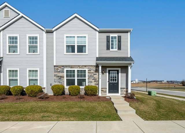 Property at 10410 Imperial Pl, Cedar Lake, IN 46303, 2 beds, 2 baths