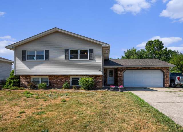 Property at 6576 Fairview Ave, Portage, IN 46368, 4 beds, 3 baths