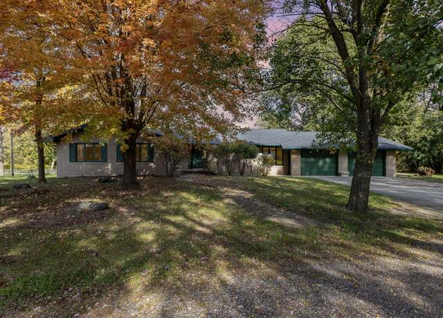 Property at 6271 N 525 W, Michigan City, IN 46360, 4 beds, 3.5 baths