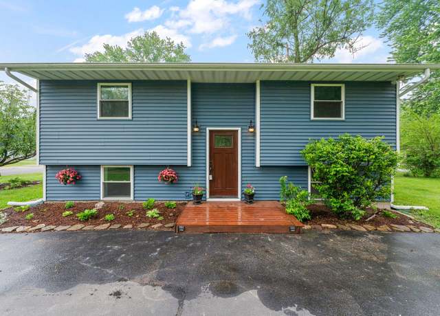 Property at 1227 Park Ave, Chesterton, IN 46304, 4 beds, 1.5 baths