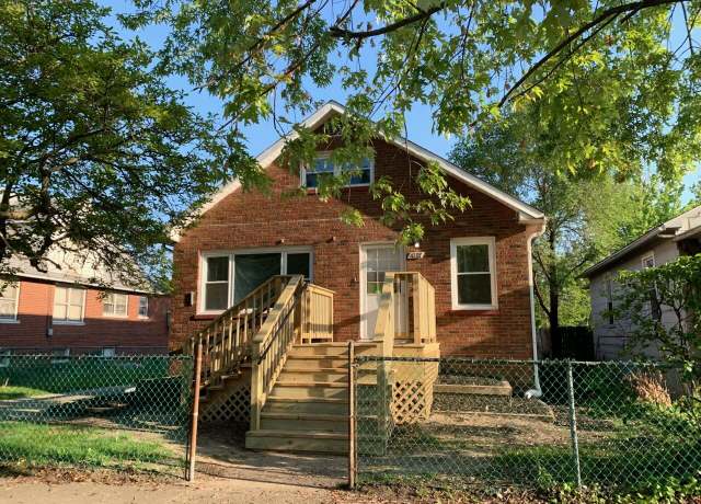 Property at 1038 167th St, Hammond, IN 46324, 4 beds, 2 baths
