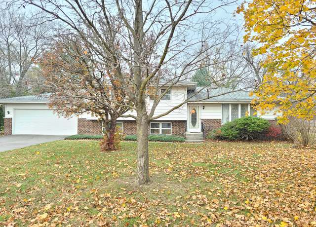 Property at 7266 Ippolito Ln, Demotte, IN 46310, 3 beds, 2 baths
