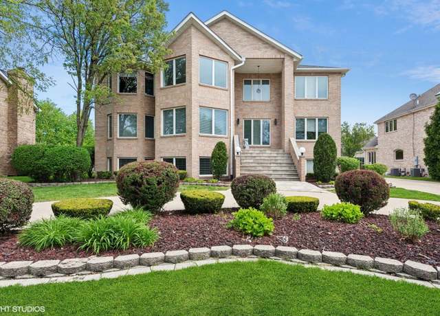 Property at 10327 Sandy Ln, Munster, IN 46321, 5 beds, 5 baths