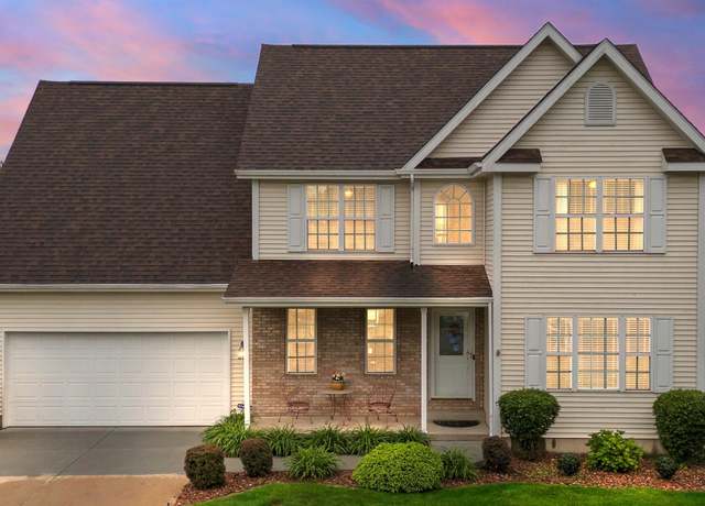 Property at 1523 Sawgrass Dr, Chesterton, IN 46304, 4 beds, 3.5 baths