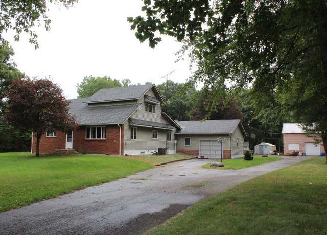 Photo of 3375 E State Road 10, Knox, IN 46534