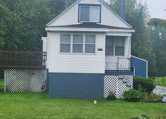 Property at 3031 W 45th Ave, Gary, IN 46408, 2 beds, 1.5 baths
